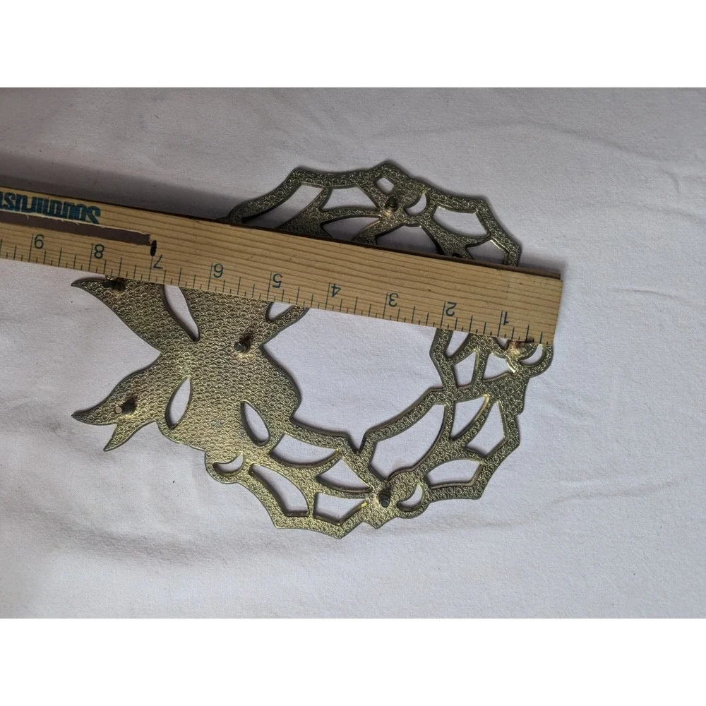 Vintage‎ trivet metal Christmas Wreath with bow or hanging decoration